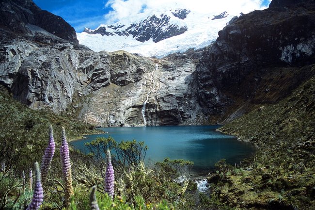 Viaje desde Huaraz a Lima con visita a las Ruinas Caral en el camino Photo